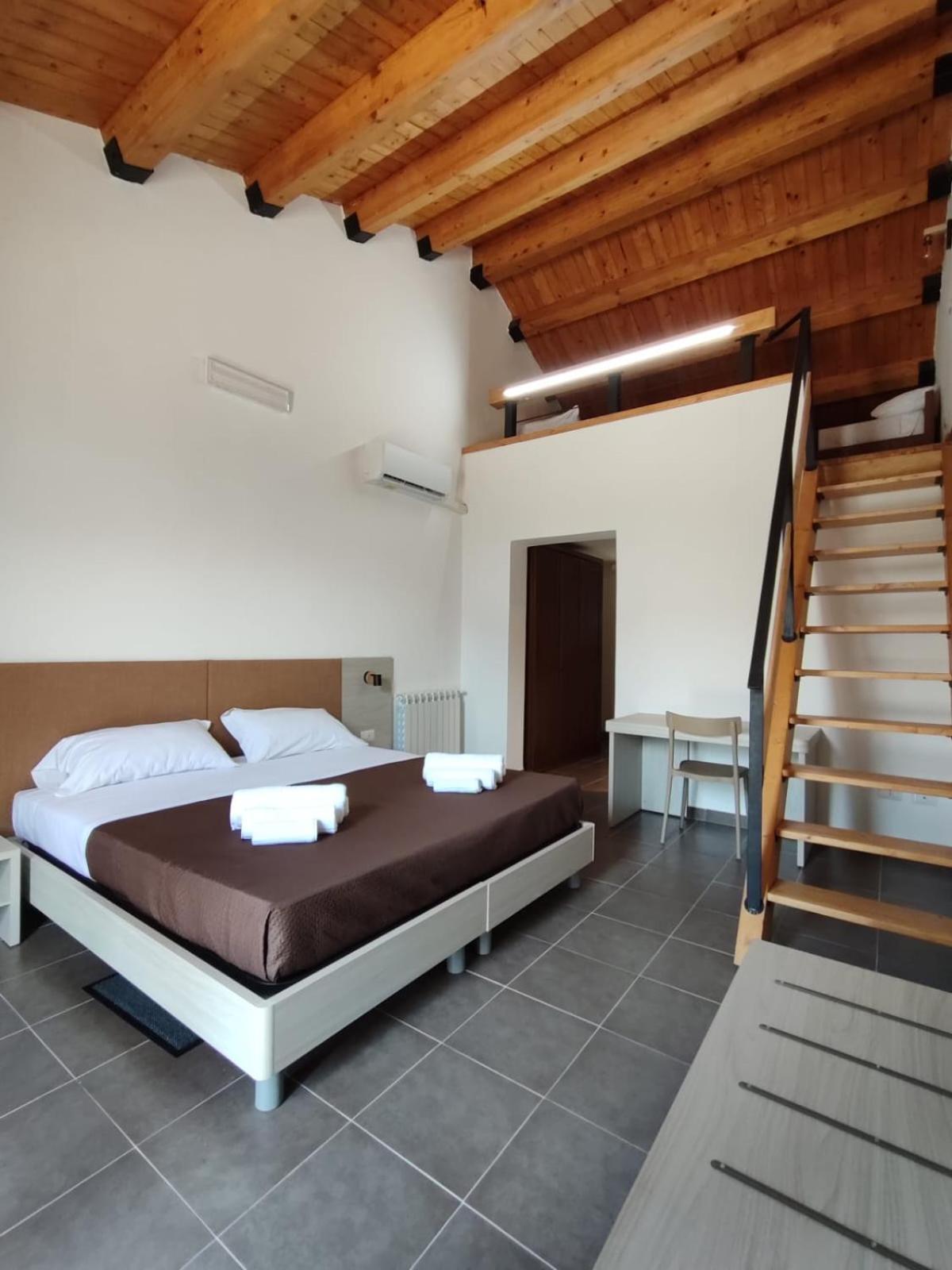 Foresteria Mongerrati Isnello Luaran gambar